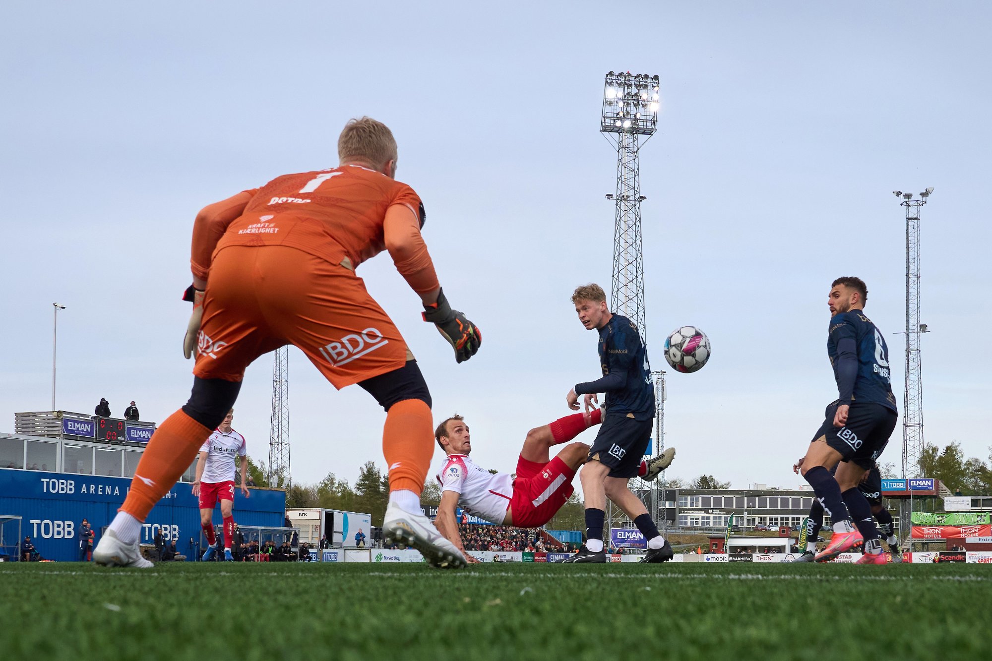 Tronderball's tweet card. For andre gang på én uke har Levanger FK sendt et eliteserielag ut av cupen. Sånt blir det jubel av!
