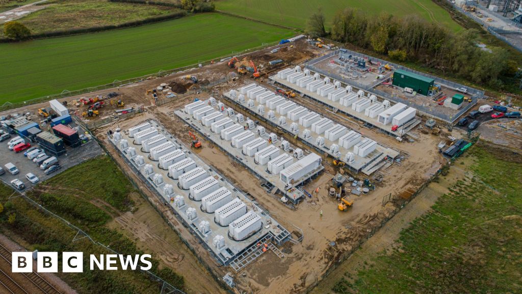 BBCScienceNews's tweet card. The facility in Cottingham begins operating four months early to help ease UK winter power fears.