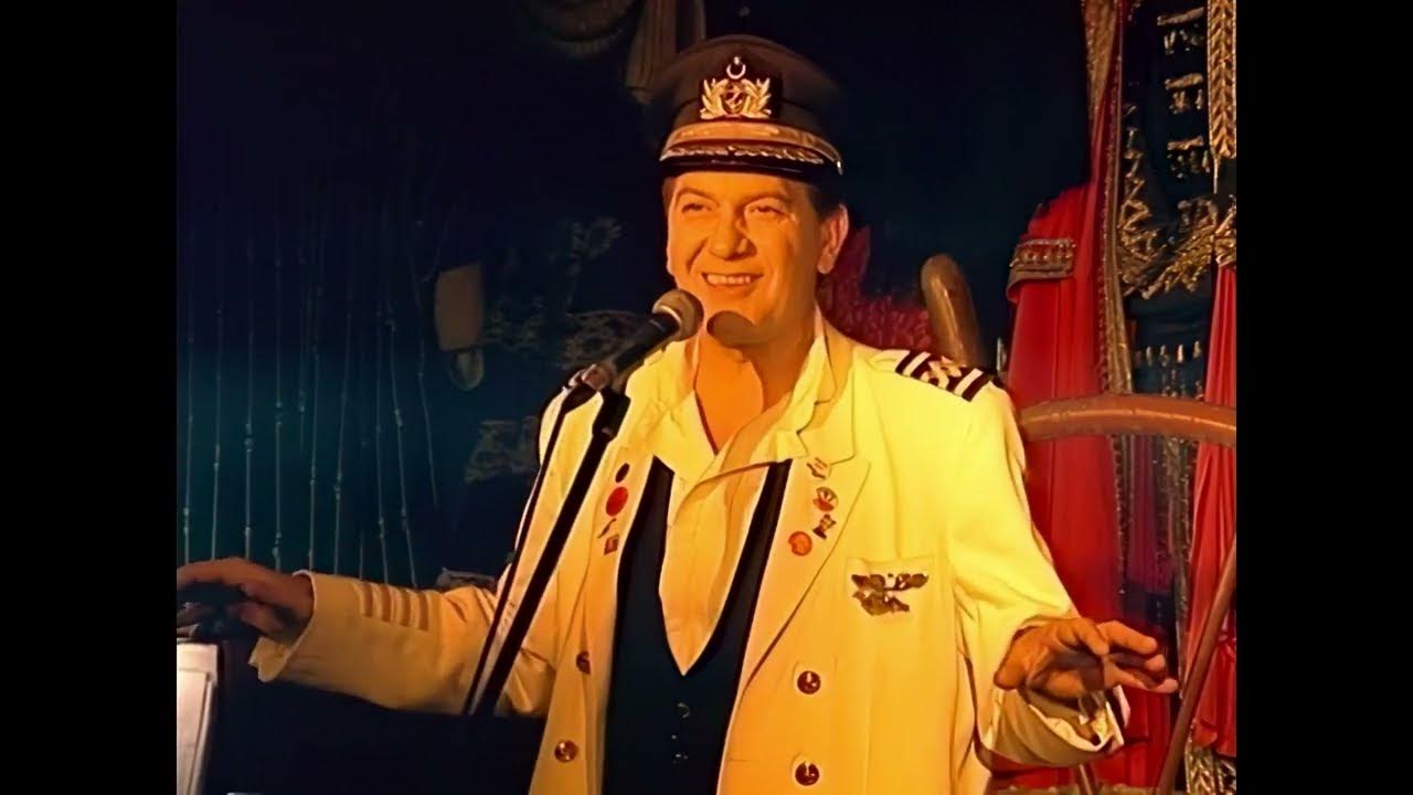 ubgitmez's tweet card. Savaş Yüksek Oktanlı Gayet Boktan Bir Şeydir l 40AMbar Gece Tiyatrosu