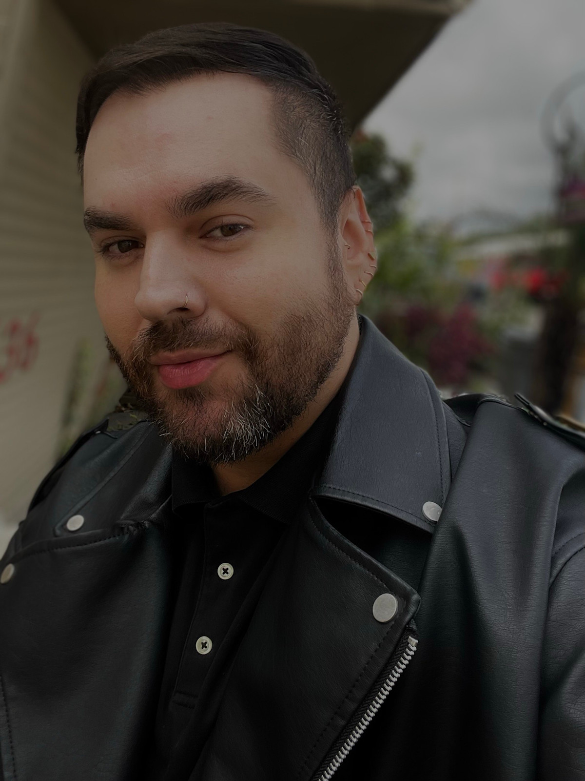 logic_magazine's tweet card. “Let’s call it for what it is: they’re not there to support you, they’re there to deport you.”