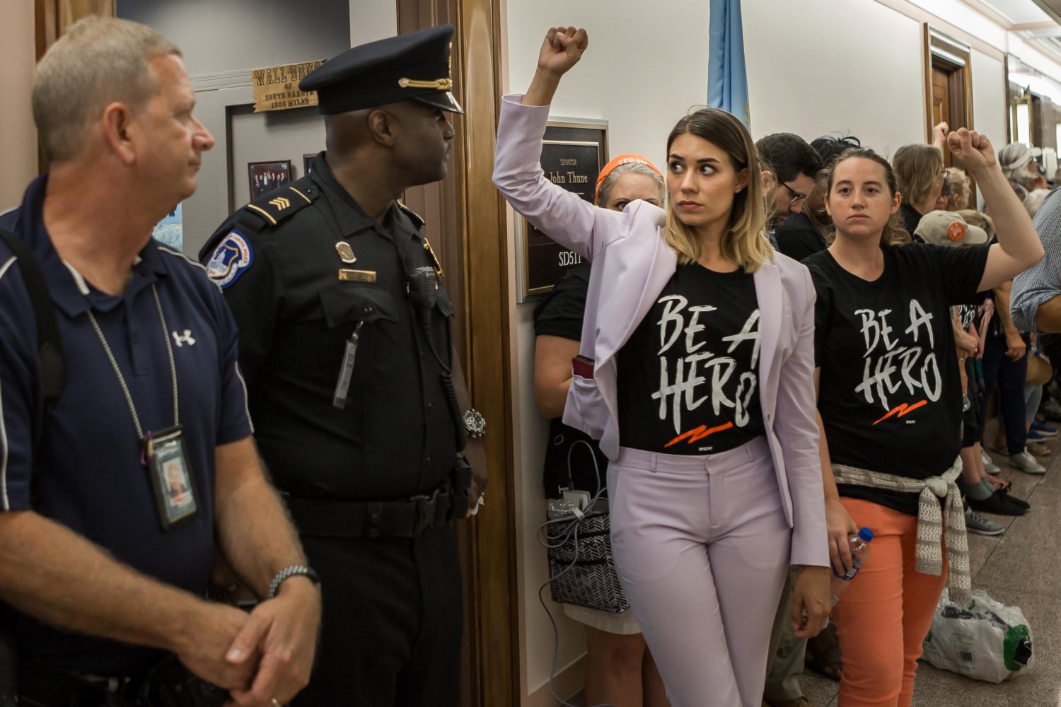 robkhenderson's tweet card. The chief purpose of luxury beliefs is to indicate evidence of the believer’s social class and education.