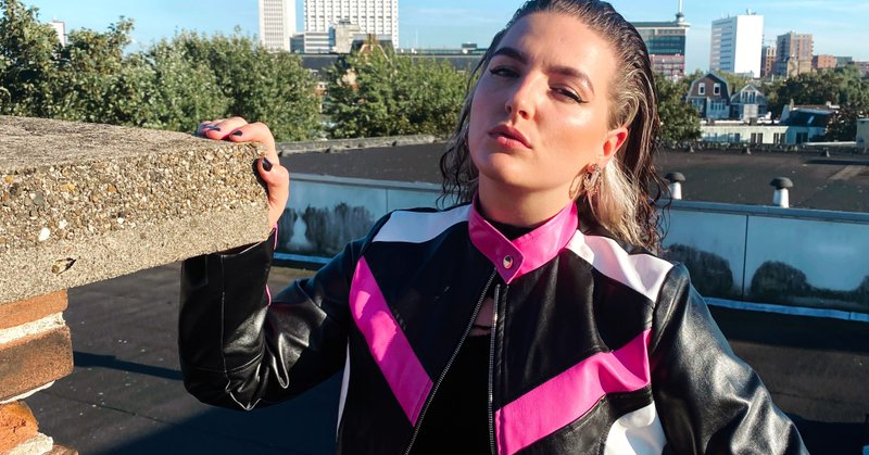 Tweet card summary image