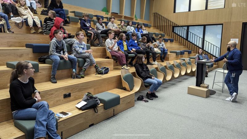 P_Modrzewski's tweet card. Most demanding audience (children -> native internet users) visited our office and I had privilege to discuss important matters like "fake news" awareness and dealing with "hate". Eventually these...