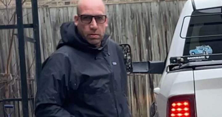 ConsumerSOS's tweet card. A Toronto-based renovation contractor who held about $82,000 in deposits without completing work has left a customer convinced he'll never see any of the money again.