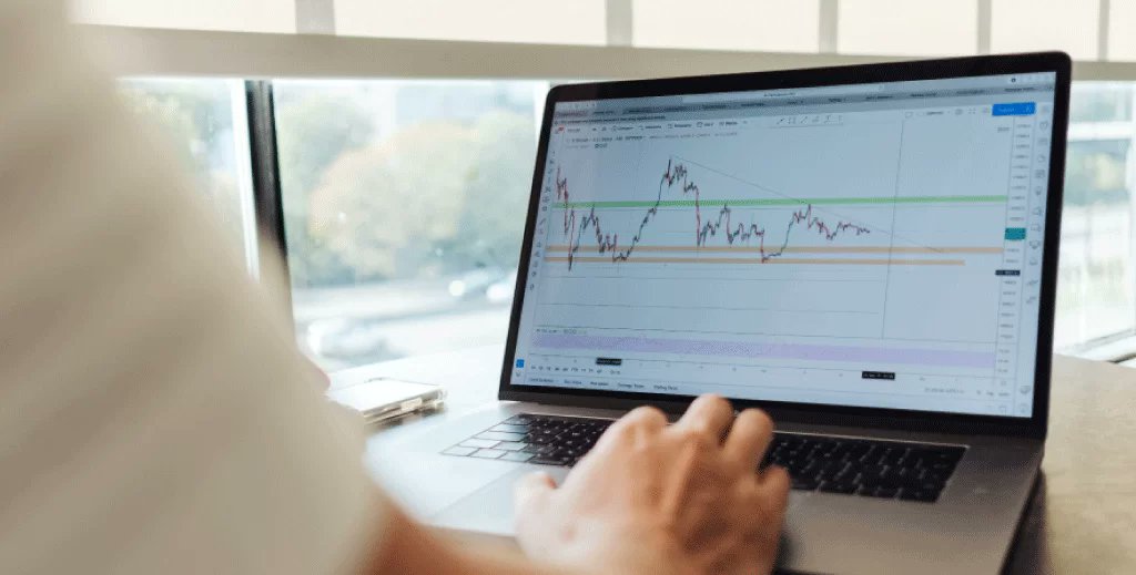 PymeTechPeru's tweet card. En el mundo empresarial actual, donde la precisión y la eficiencia son claves para el éxito, las empresas buscan constantemente formas de simplificar la