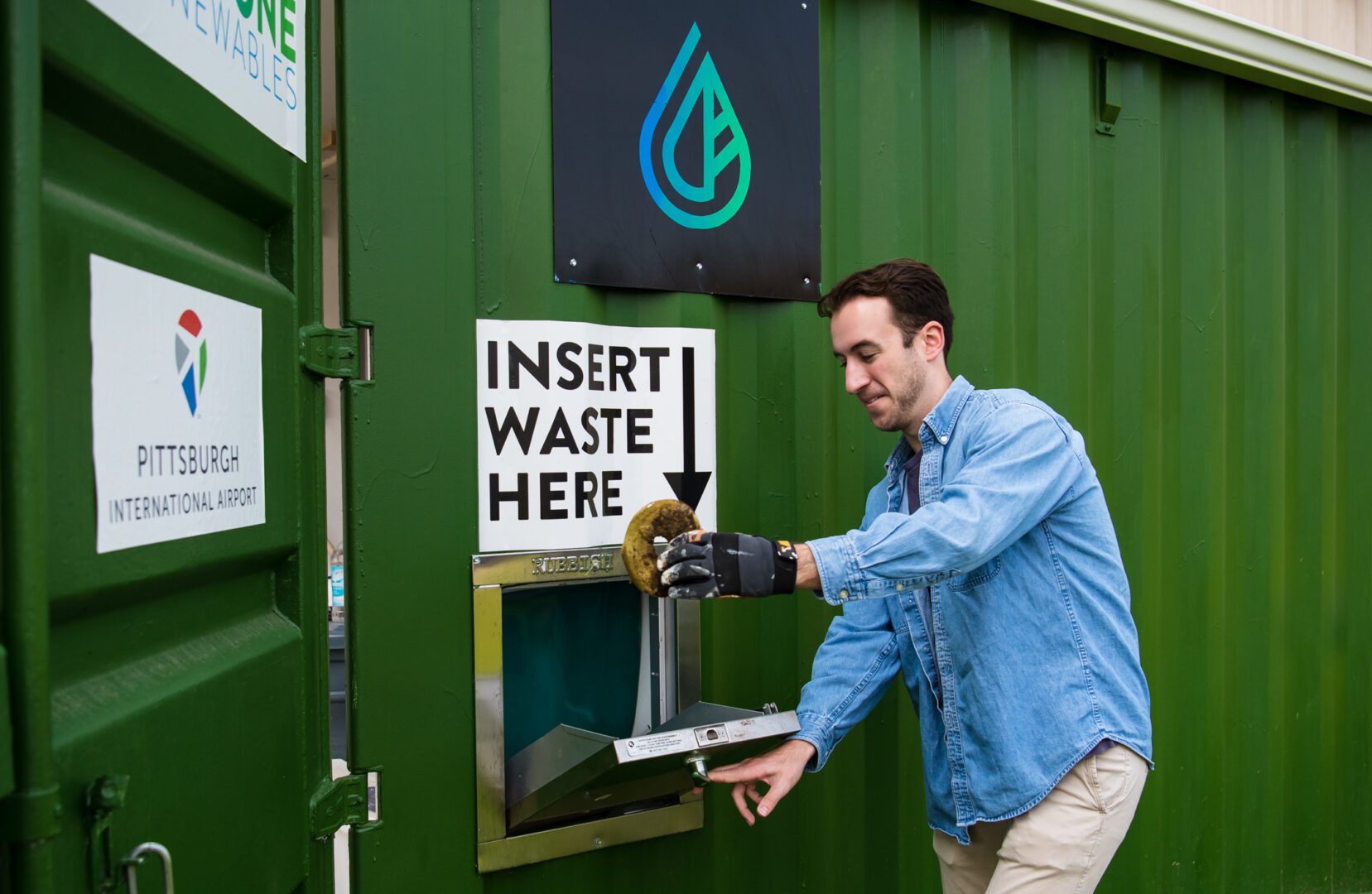 TransTechEnergy's tweet card. 49The next time you stop for coffee and a muffin at the Dunkin’ concession in PIT’s landside terminal, you’ll be helping to reduce the airport’s carbon footprint. Aviation accounts for 2-4 percent of...