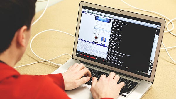 ByteCooking's tweet card. In previous articles, I’ve shared with you many Kubernetes API objects. Some of these API objects are used to describe applications, while…