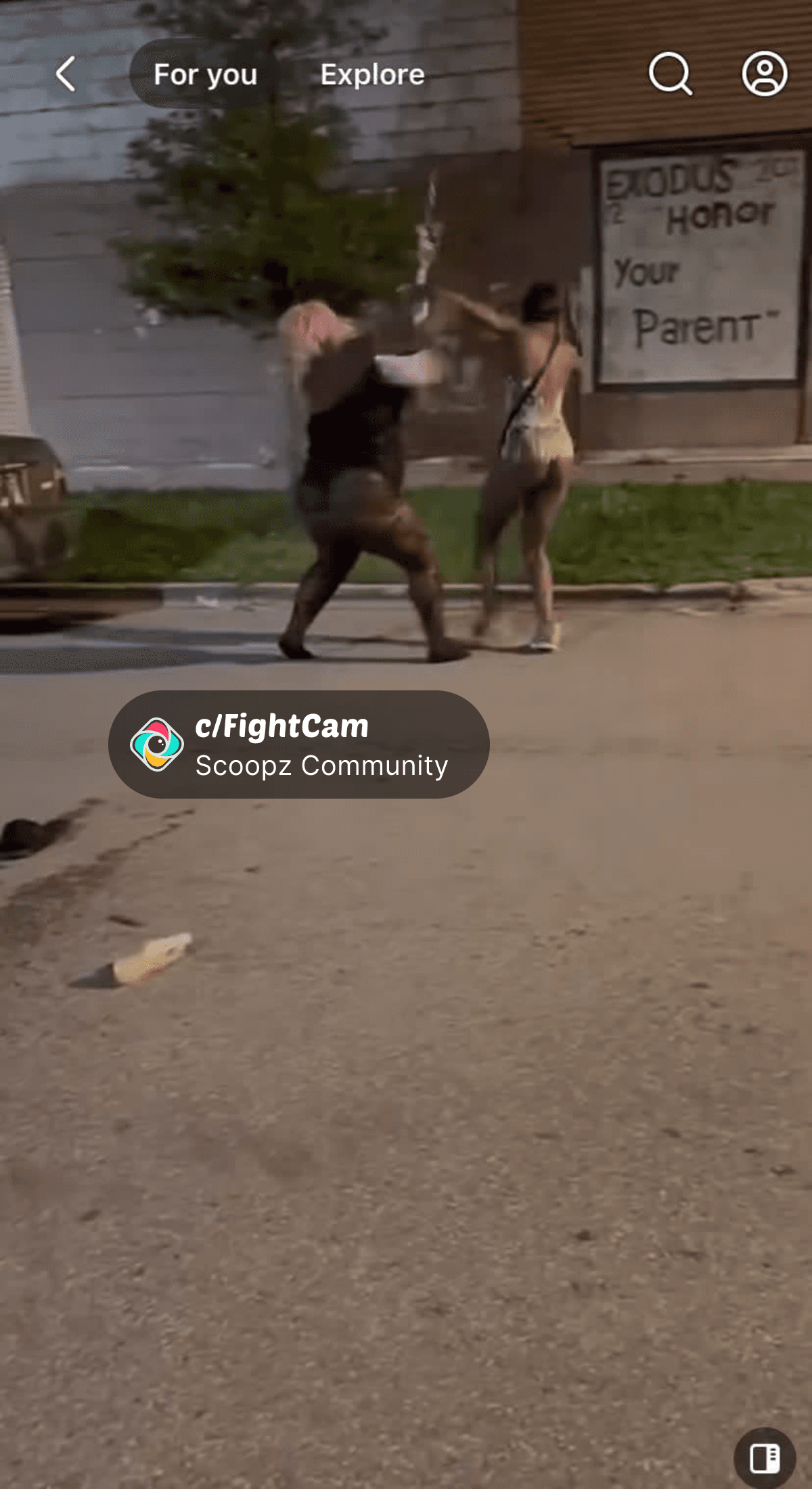 a47359909's tweet card. carlos A shared this video. Streetwalkers fighting in alleys 💀💀#FirstVideoChallenge