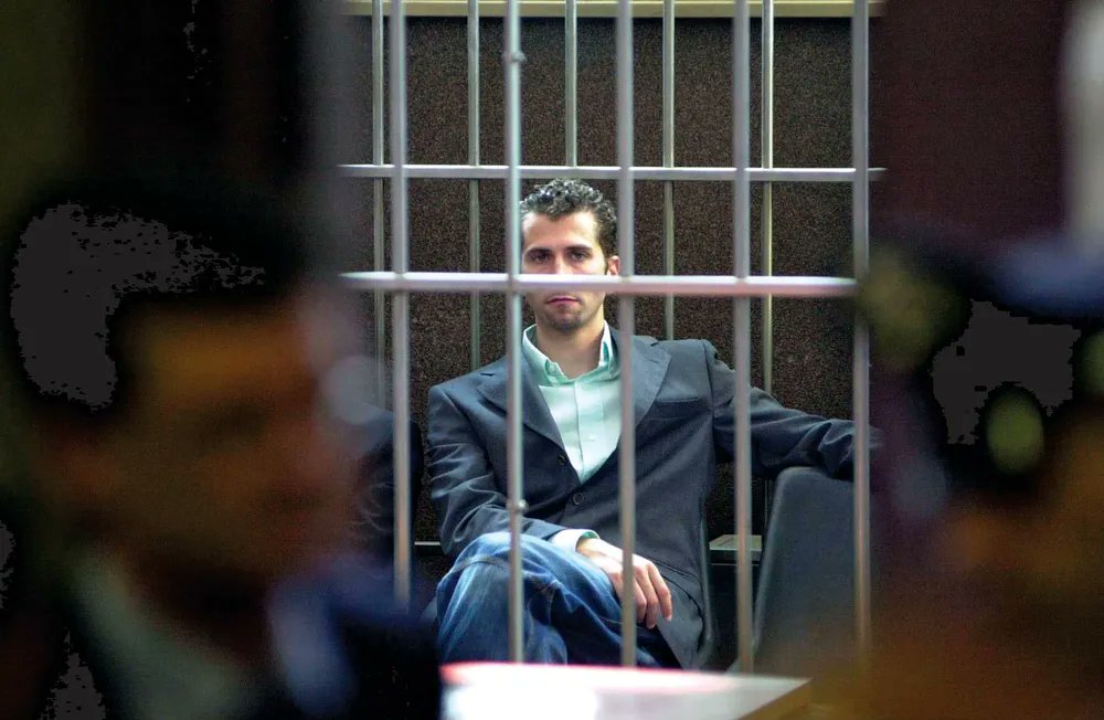 arduino_hardwin's tweet card. Venticinque anni fa la serie di omicidi. E poi le condanne, arrivate grazie al lavoro di Michele Tollis che aveva perso il figlio. «Ho avuto giustizia, ho incon