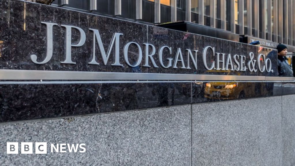 ALBATROS_DD's tweet card. Researchers say delaying climate change action risks "potentially catastrophic outcomes".