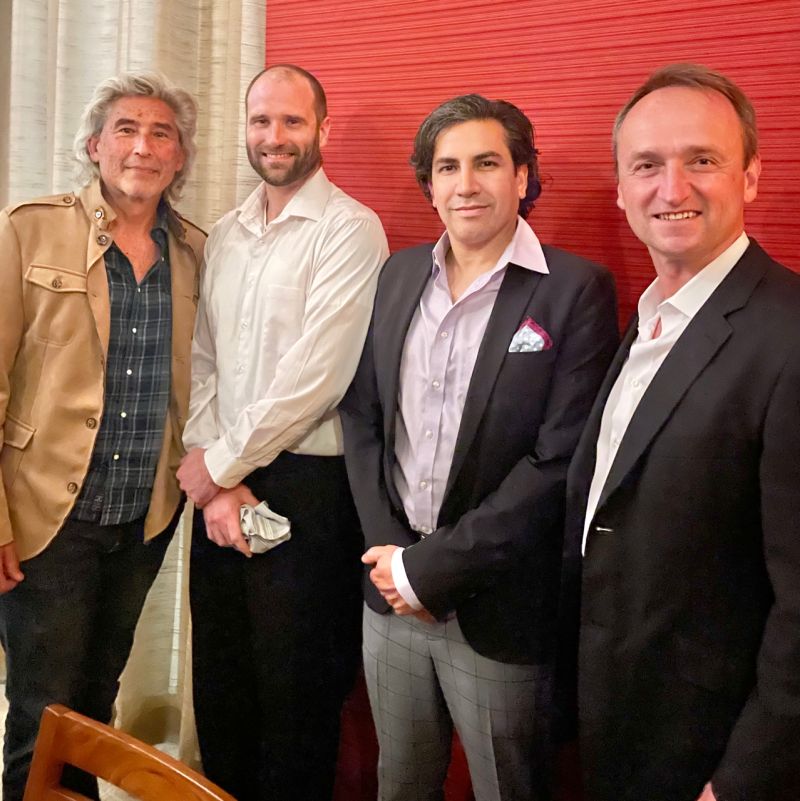 INRDoc's tweet card. 3 years later and I’ve officially completed my Vascular Neurology, Biodesign, and Neurointerventional Surgery fellowships at UCLA Health. I am so grateful for the great mentors and experience. I...