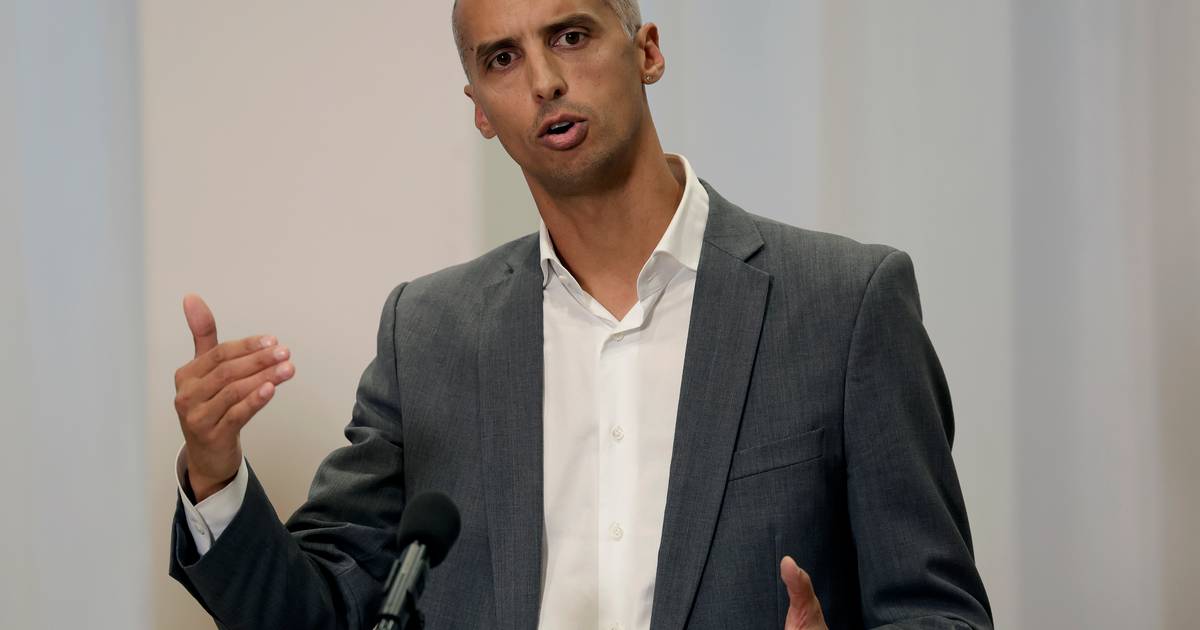 Gymlaererne's tweet card. Mattias Tesfaye har som undervisningsminister indvarslet en sand kulturrevolution. Og er godt i gang.