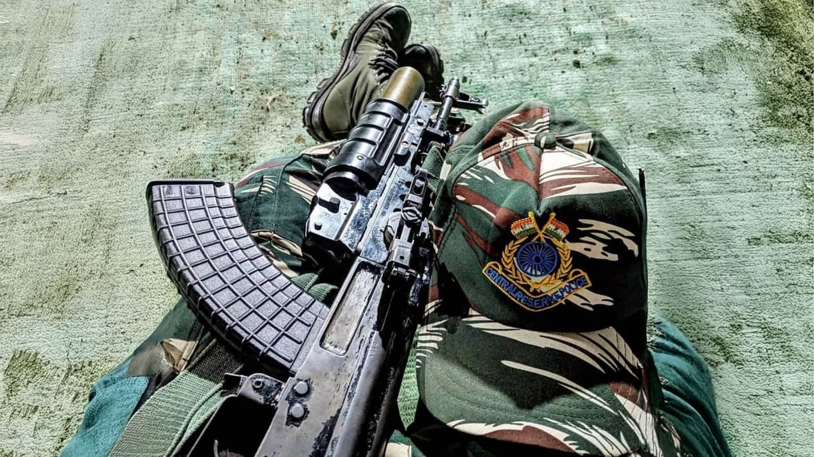 journo_jitendra's tweet card. सीआरपीएफ को अलविदा बोल चुके सहायक कमांडेंट सर्वेश त्रिपाठी के मुताबिक, सीएपीएफ में सीधे नियुक्त राजपत्रित अधिकारियों