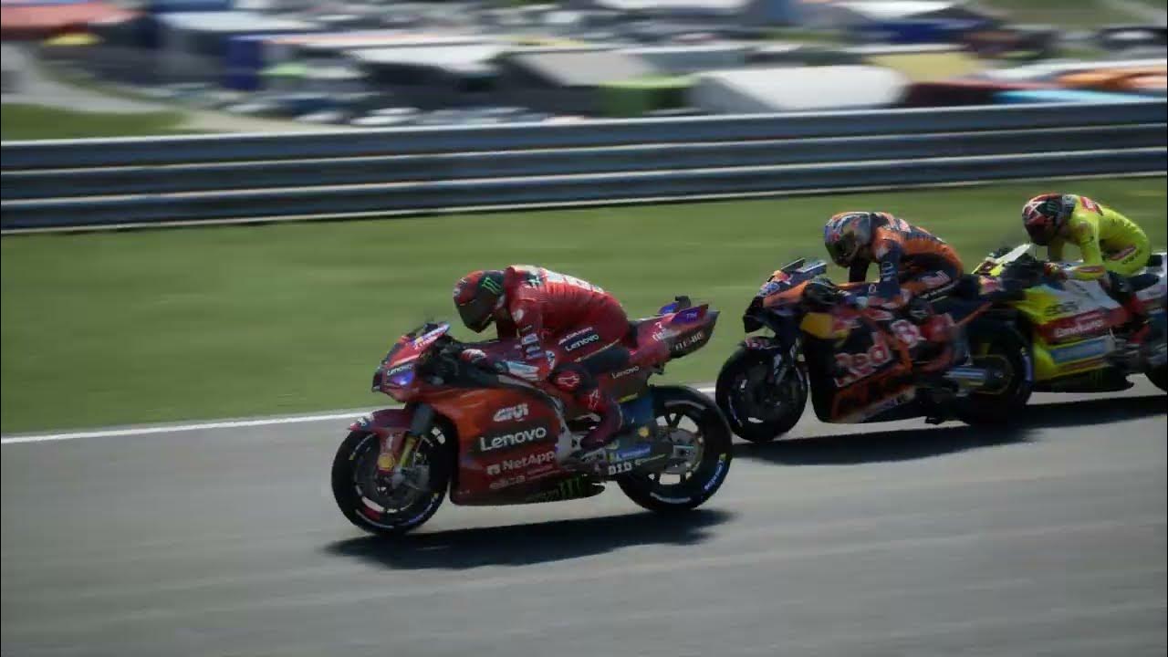 ConsolePCGaming's tweet card. Comment from @SebrystianVettel