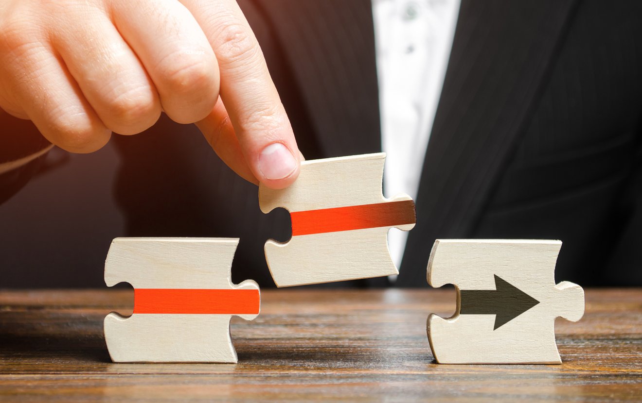 CUInsight's tweet card. Aligning brand and culture is key to credit union success. Learn how to bridge the gap, empower employees, and create a brand that drives growth and engagement.