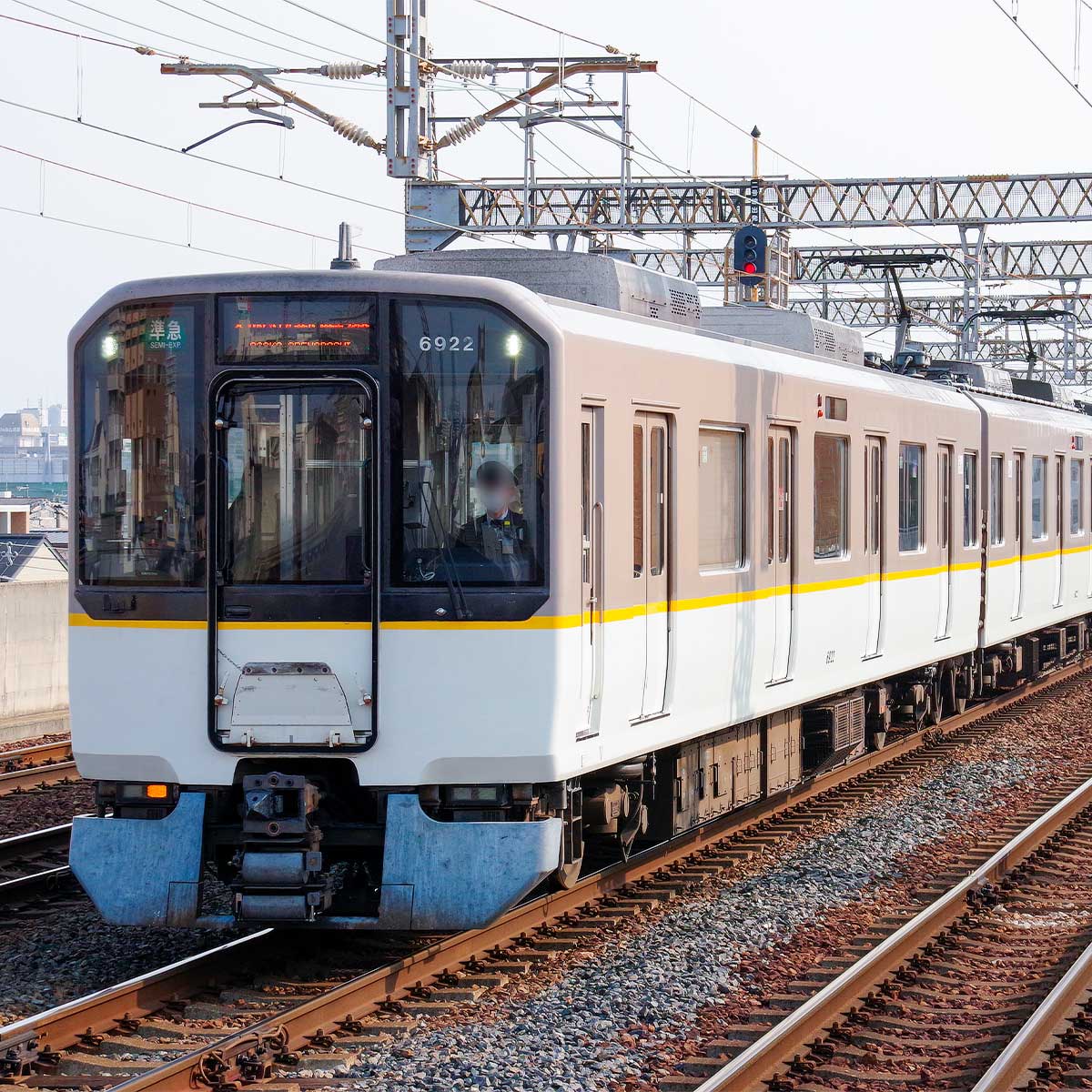 Model_Greenmax's tweet card. グリーンマックス＜32158＞近鉄6820系（南大阪線・車番選択式）2両編成セット（動力付き）の製品情報を掲載しています