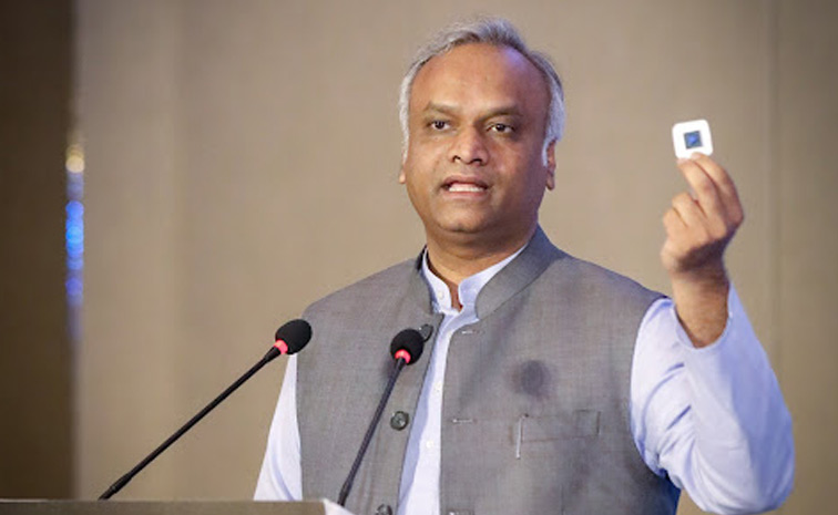 sakshinews's tweet card. గ్రేట్.. ఏఐ సాయంతో మినీ కంప్యూటర్ రూపకల్పణ