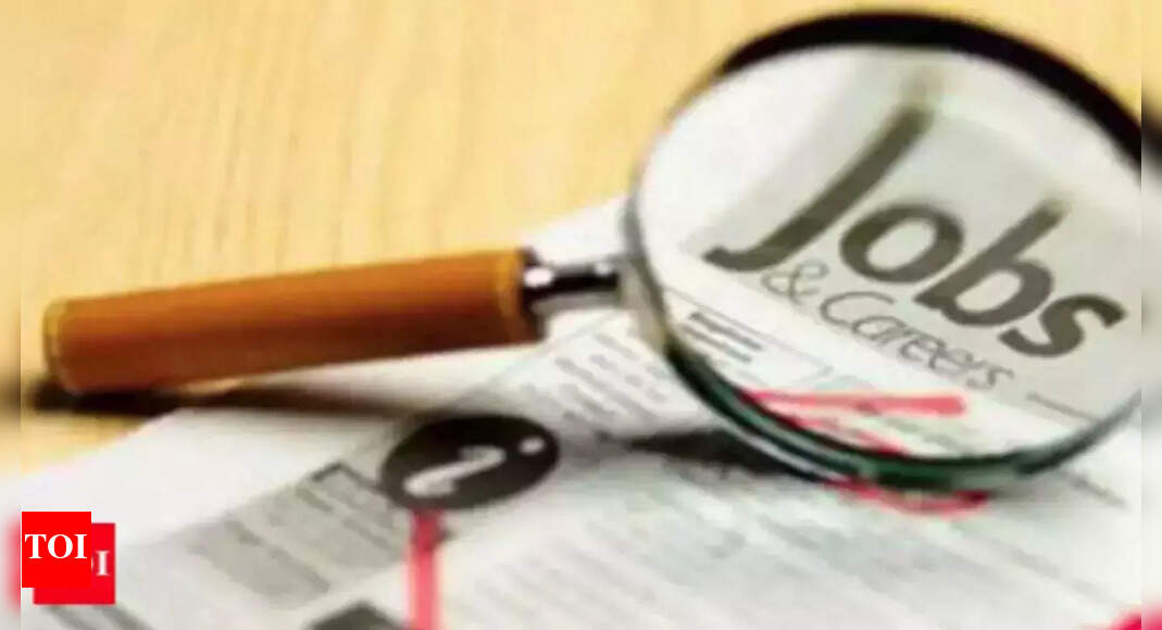 _sabanaqvi's tweet card. Unemployed youths in Haryana line up for skill tests at a government recruitment centre for employment as construction workers in Israel. Some candida