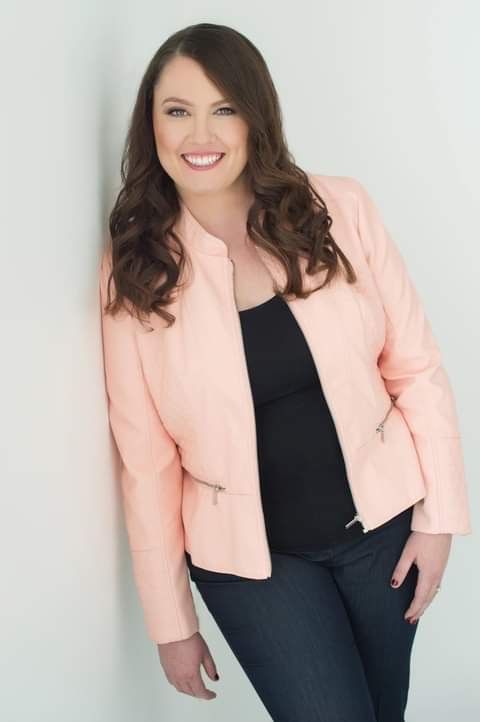 PerspectReflect's tweet card. 3 days left 3 spots left Don’t wait any longer to get your #milspouse story out. You all have a beautiful story to share to empower the #military and #veteran milspouse community Connect, network,...