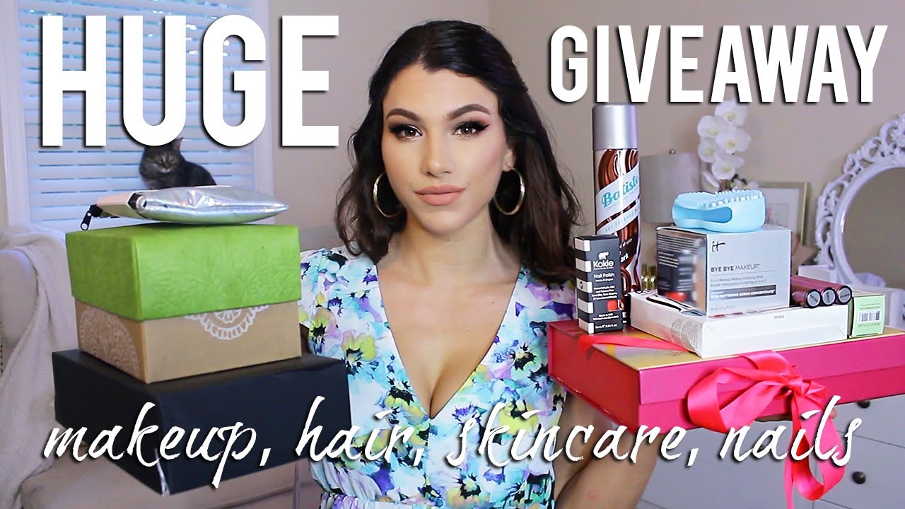 kayleighnprince's tweet card. HUGE GIVEAWAY! INTERNATIONAL 2017 (NOW CLOSED)