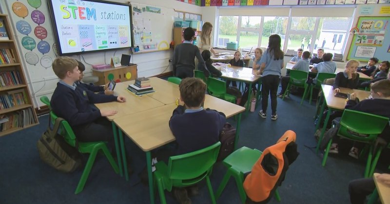 Tweet card summary image