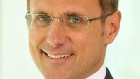 Finextra's tweet card. Following its rescue sale last month, embedded banking platform Railsr has brought in a new management team, led by the former boss of blockchain firm Setl, Philippe Morel.