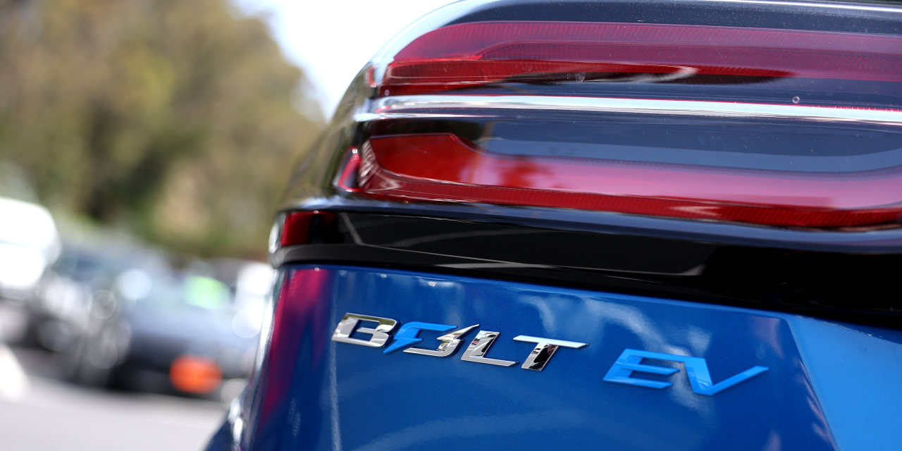 WSJ's tweet card. GM is bringing back its Chevrolet Bolt with a new model that it expects to account for much of its electric-vehicle volume next year.