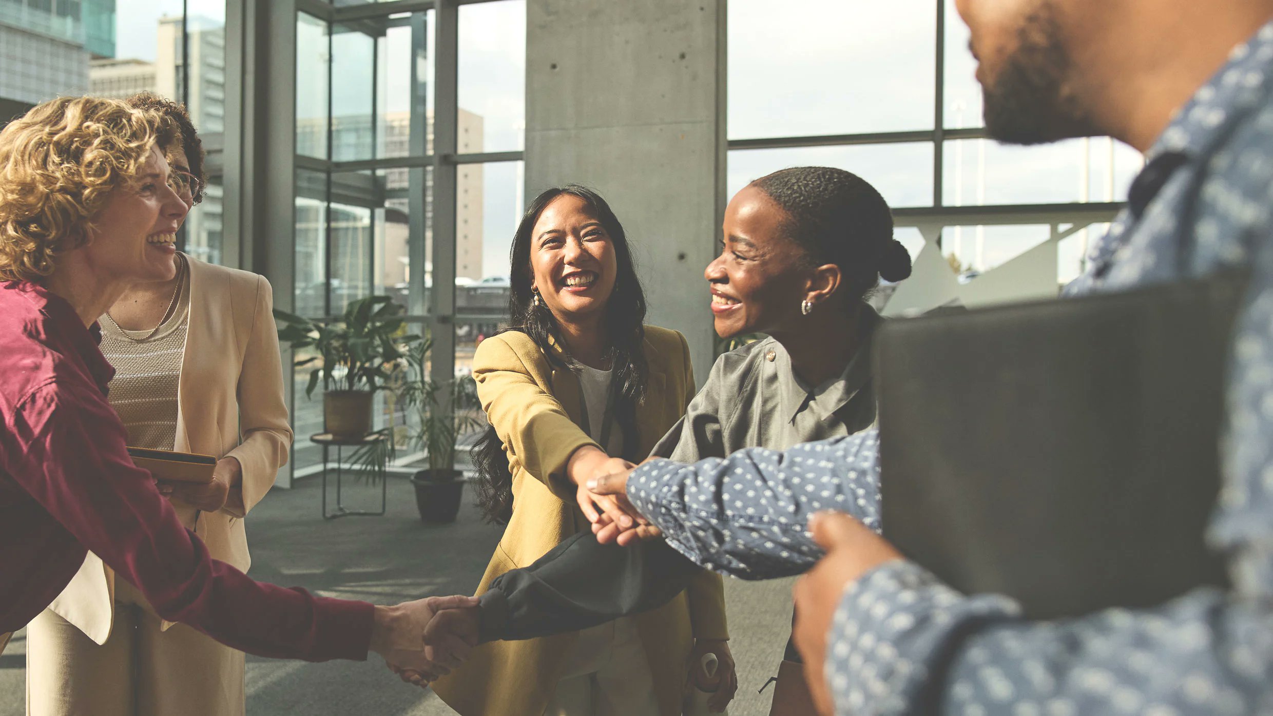 TopBunter's tweet card. First impressions matter, and they start with a greeting. Here’s how to greet people so they feel seen and respected.