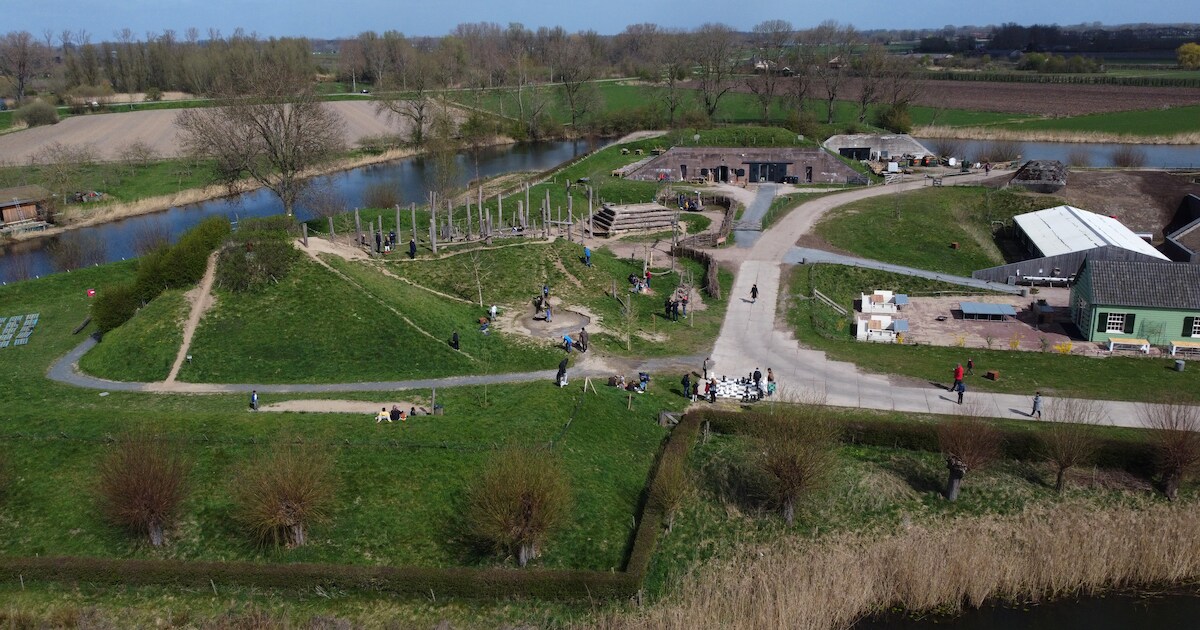 spek_r's tweet card. Het GeoFort is een stap dichterbij om het Mooiste Fort van Nederland te worden! Van de 88 forten die meededen aan de verkiezing, sleepte het fort in Herwijnen genoeg stemmen binnen om in de top 5 te...