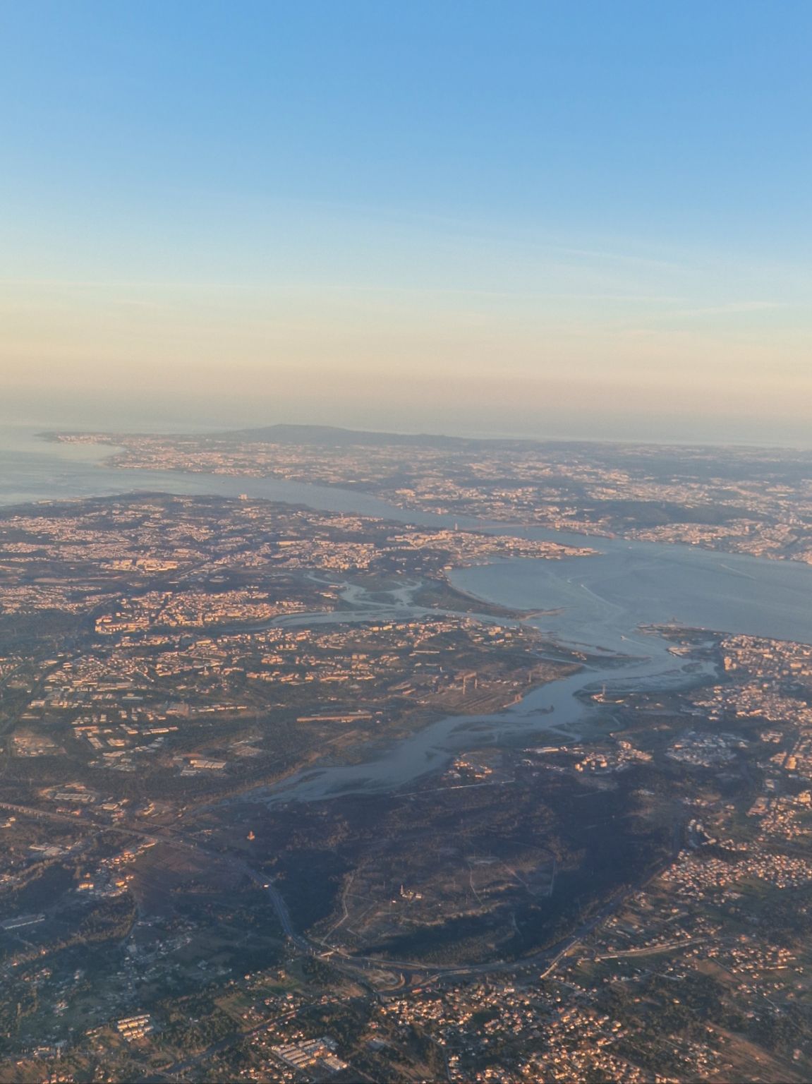 jpmdasilva's tweet card. I'm so happy to come back to Lisbon and visit the team, customers and Partners. And with the usual stunning air view! #sap #customer #team #sappartners #lisboa