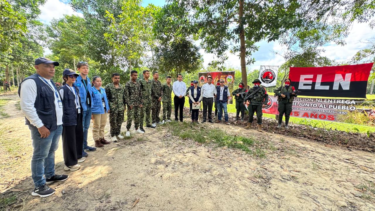 ElCirculoarauca's tweet card. En la tarde de este lunes 17 de noviembre se confirmó la liberación de siete soldados que el pasado 9 de noviembre habían sido secuestrados por el Ejército de Liberación Nacional (Eln) en el munici...