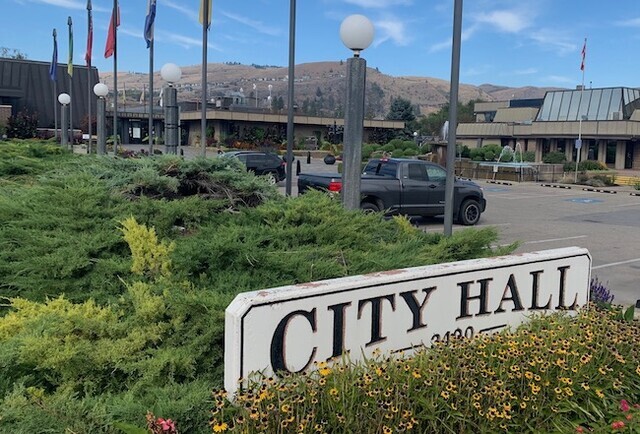 CastanetNews's tweet card. Vernon councillors question where the money has gone for projects scrapped by city staff.