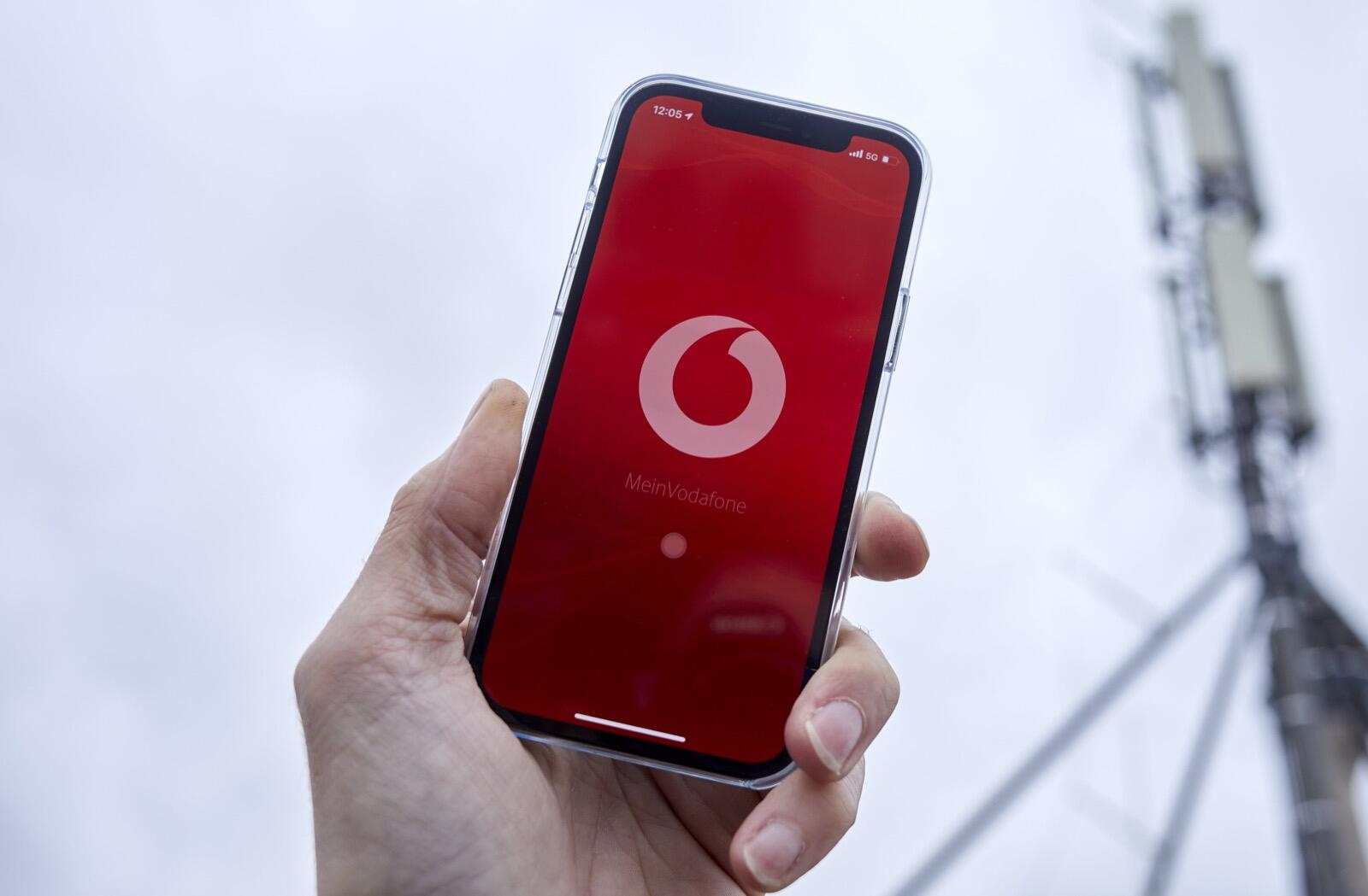 mobiFlip's tweet card. Vodafone CallYa stockt ab Dezember das Datenvolumen in mehreren Tarifen auf und bietet neue Jahrespakete für seine Prepaid-Kunden an. Vodafone teilt mit, …