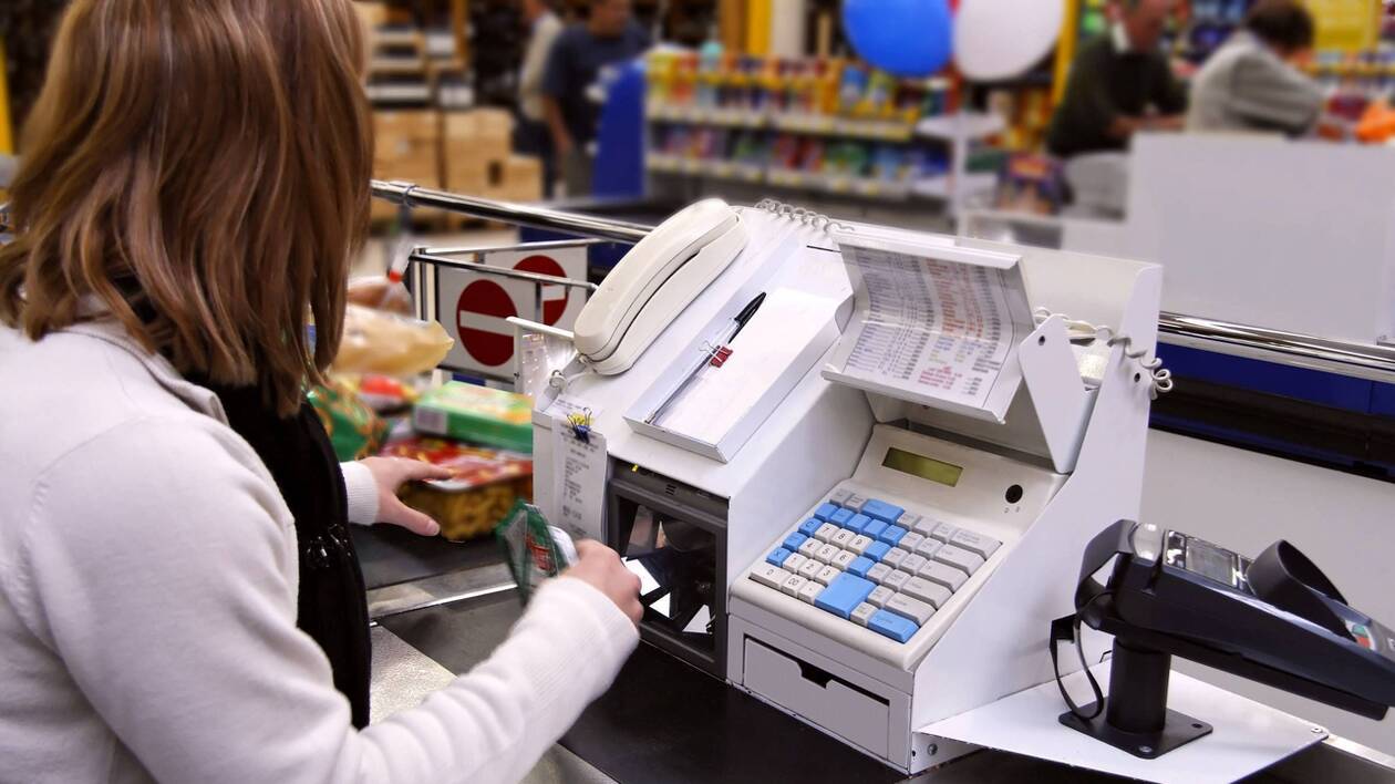 GroupeRodin's tweet card. Le salaire minimum interprofessionnel garanti (Smig) est né en 1950. Vingt ans plus tard, avec la loi du 2 janvier 1970, naissait le Smic : salaire minimum interprofessionnel de croissance. Retour...