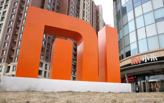 consumidorglob's tweet card. Todos los móviles Xiaomi que ya tienen disponible la actualización HyperOS 3 de Android