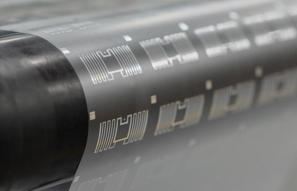 electronica_pic's tweet card. Paragon ID logra un hito en la certificación con nuevas incrustaciones RFID, incluida la especificación C2, pionera en el sector