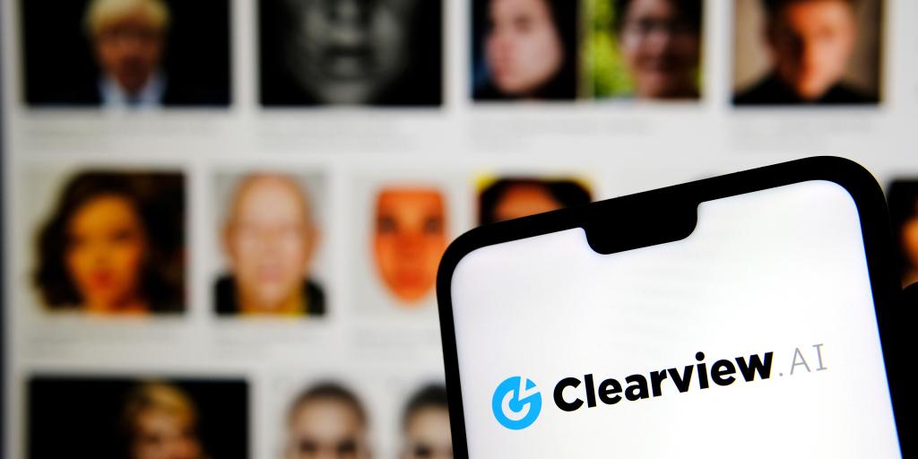 TheMolochBlog's tweet card. Clearview AI is known for scraping billions of photos of people around the world on the internet – and selling its facial recognition system to law enforcement and state actors