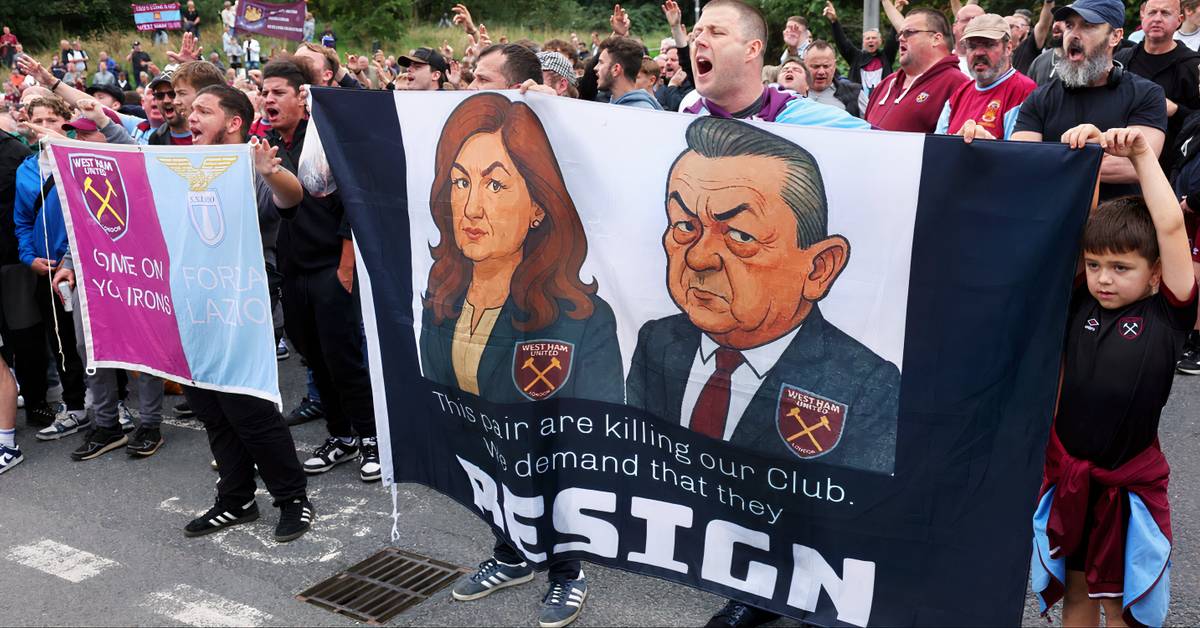 HammersUnited2's tweet card. More protests are planned today vs Newcastle United 👀