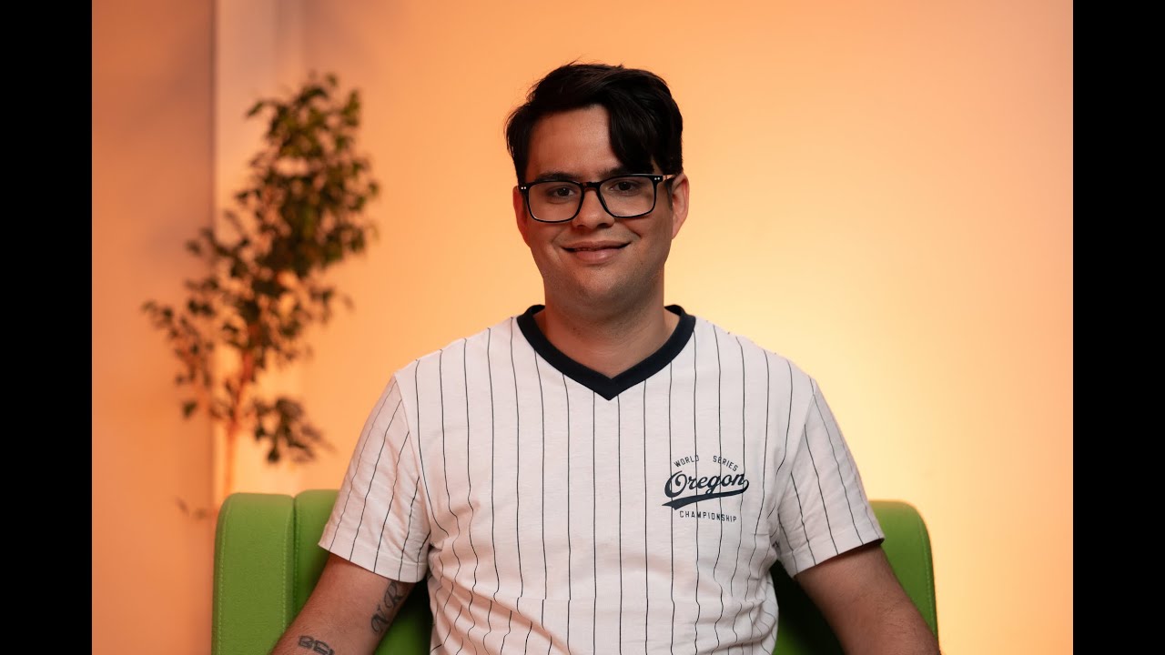 PHYMOL_MSCADN's tweet card. Interview with Omar Rodríguez