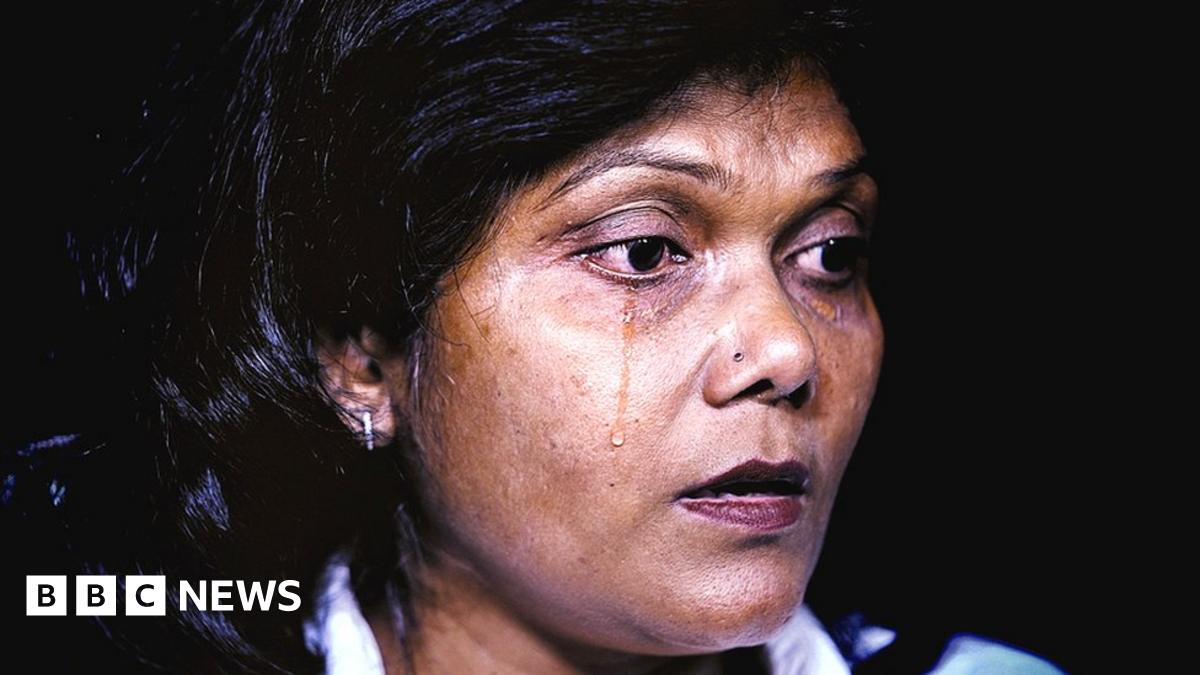 joetidy's tweet card. At least 60 people have killed themselves in India after being extorted by a global racket.