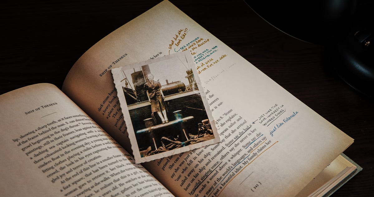 TechWriter25's tweet card. How to Align User Research Presentations for Decision Making