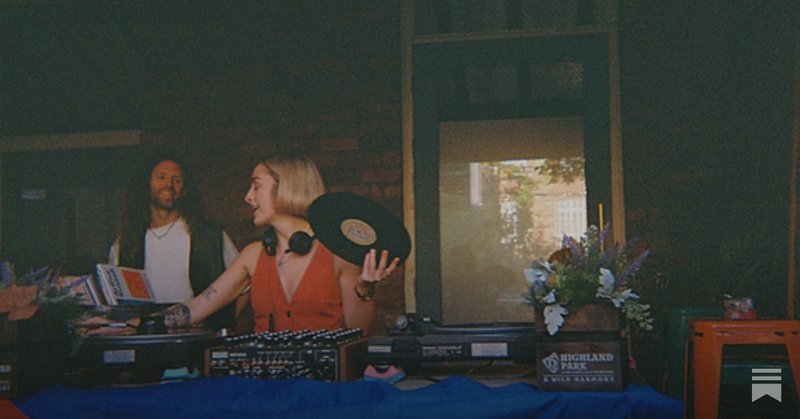 Tweet card summary image