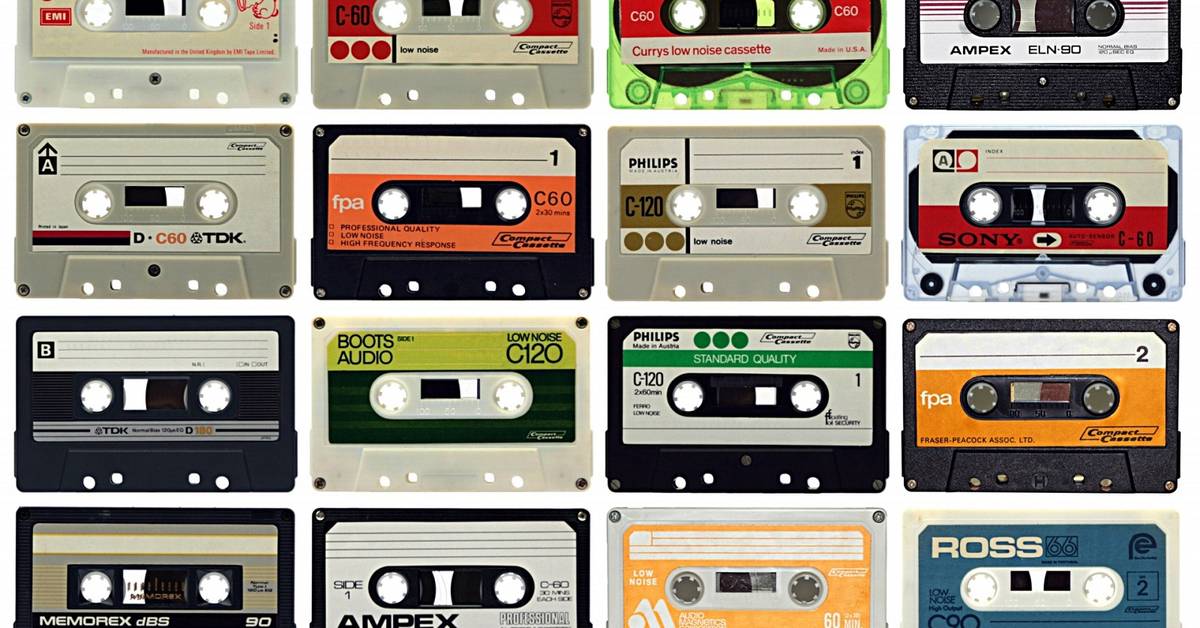 TechminderLTD's tweet card. We're taking a nostalgic walk down memory lane, looking at some of the biggest, best and most memorable gadgets from the last century that have been outdated, outmoded or just forced into irrelevance...