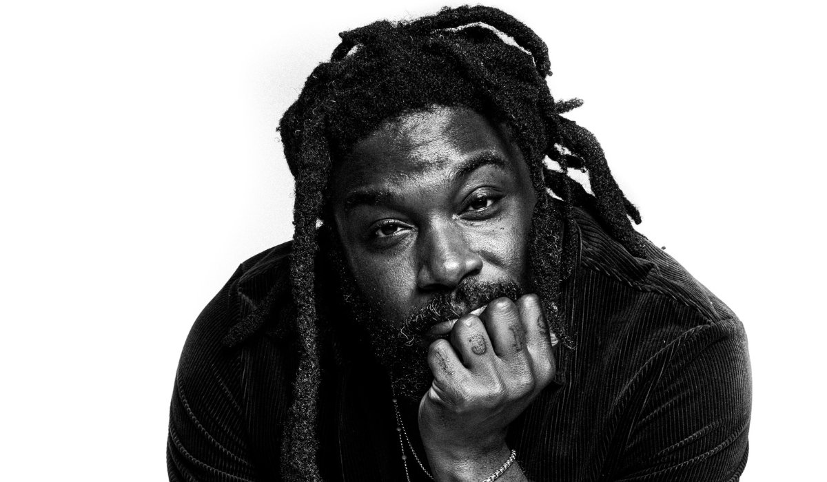 ILoveLibraries's tweet card. Jason Reynolds is one of the most acclaimed writers of young adult literature in the world. The recipient of a Newbery Honor, a Printz Honor, an NAACP Image Award, and multiple Coretta Scott King...