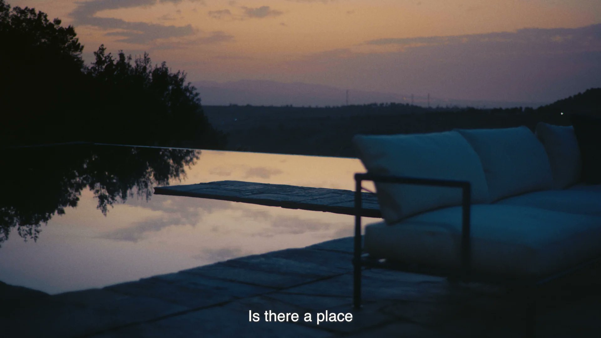 minimahome's tweet card. Outdoor 2023 video campaign MAIN16-9