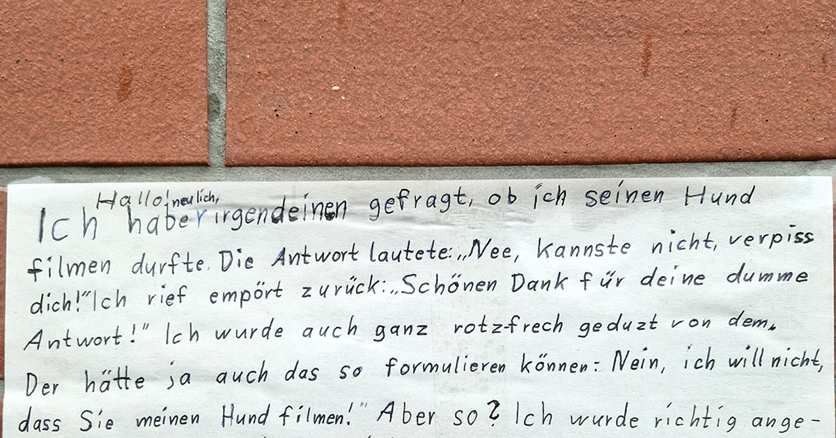 notesofberlin's tweet card. ☞ Auch eine NOTE entdeckt? Gerne einsenden an: notes@notesofberlin.com 🐎