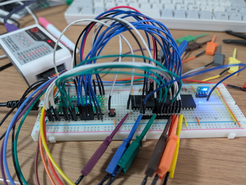 kanpapa's tweet card. @DragonBallEZが開発されたPico2ROMEmuを製作しSuper AKI-80に接続してROMエミュレーターとして使うことができました。高速処理をどうやって行っているのだろうとソースを拝見したところ、RP2350マイコンのPI...