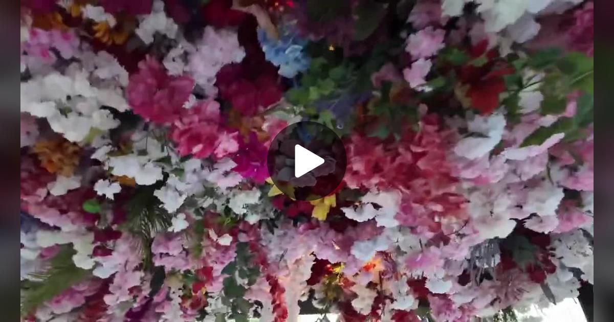 GuidebookWalker's tweet card. Check out GuidebookTraveller’s video.