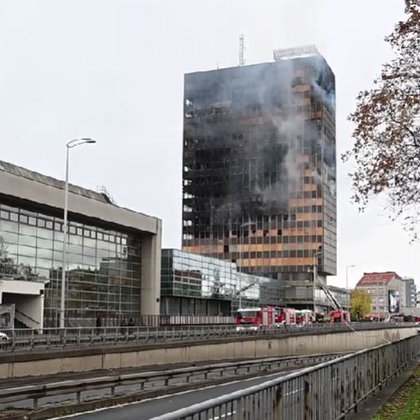 Tweet card summary image