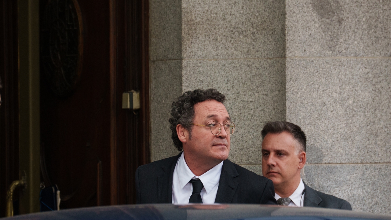 alfonsopmedina's tweet card. El contexto El juicio al fiscal general del Estado, Álvaro García Ortiz, ha quedado visto para sentencia este jueves en el Tribunal Supremo. El rango de penas que solicitan las acusaciones oscila...